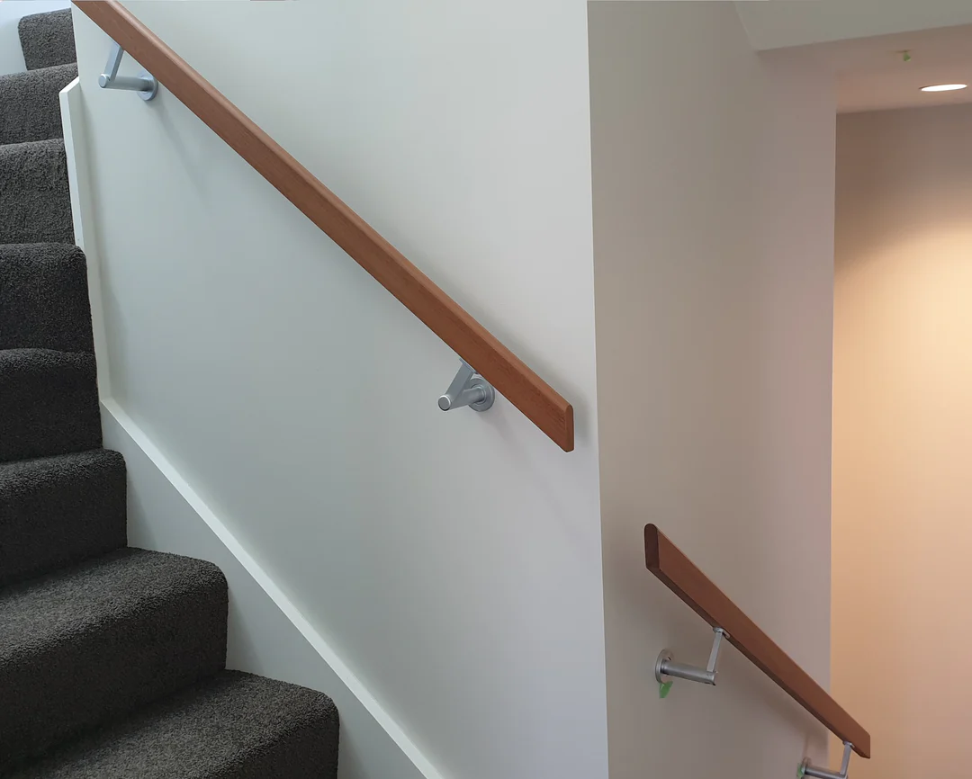 SC9030_Hand_rail_Bracket_by_Mardeco_2c5a5113-7fa1-4151-944c-d3dcdabc5614